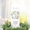 Auf dem Bild ist das Produkt: weiße Taufkerze Kerze zur Taufe oder Geburt Blumenkranz Häschen mit Name Datum Taufspruch zum Preis von €5.9 abgebildet.