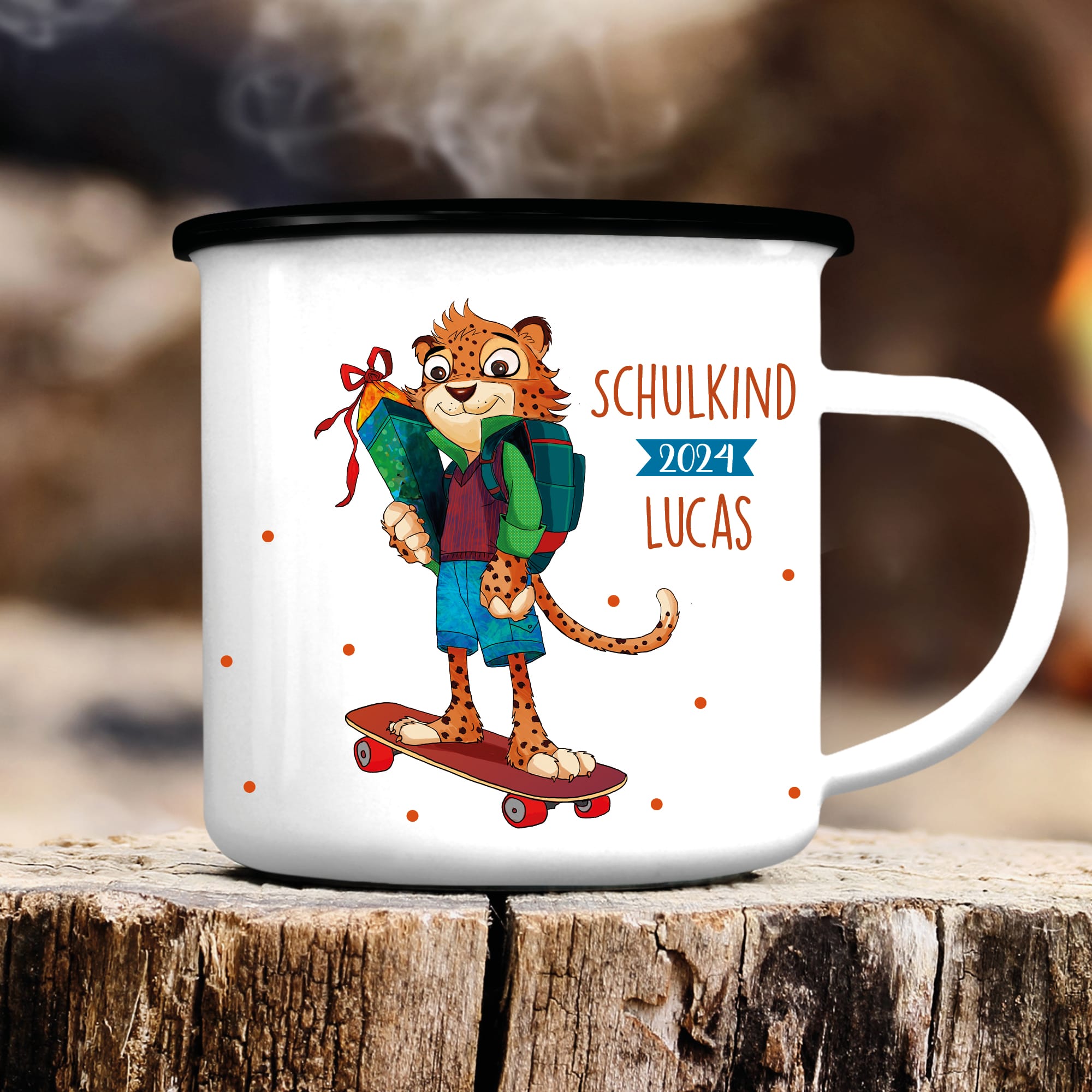 Auf dem Bild ist das Produkt: Kindertasse Emaille Leopard Skateboard personalisiert mit Wunschnamen Einschulungsgeschenk 300 ml weiß zum Preis von €18.9 abgebildet.