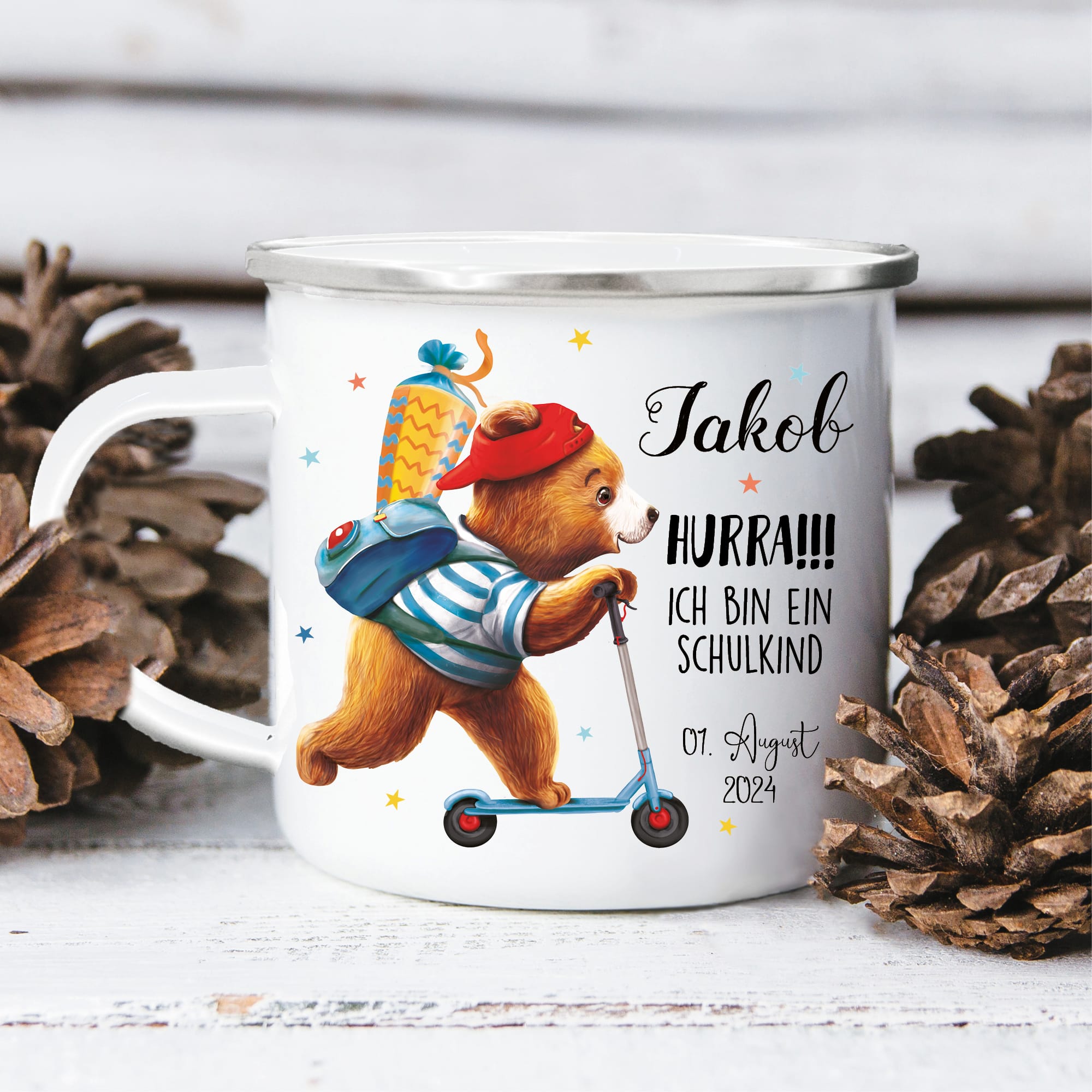 Auf dem Bild ist das Produkt: Kindertasse Emaille Becher Bär Roller Schulkind Einschulung Geschenk Schulanfang zum Preis von €18.9 abgebildet.