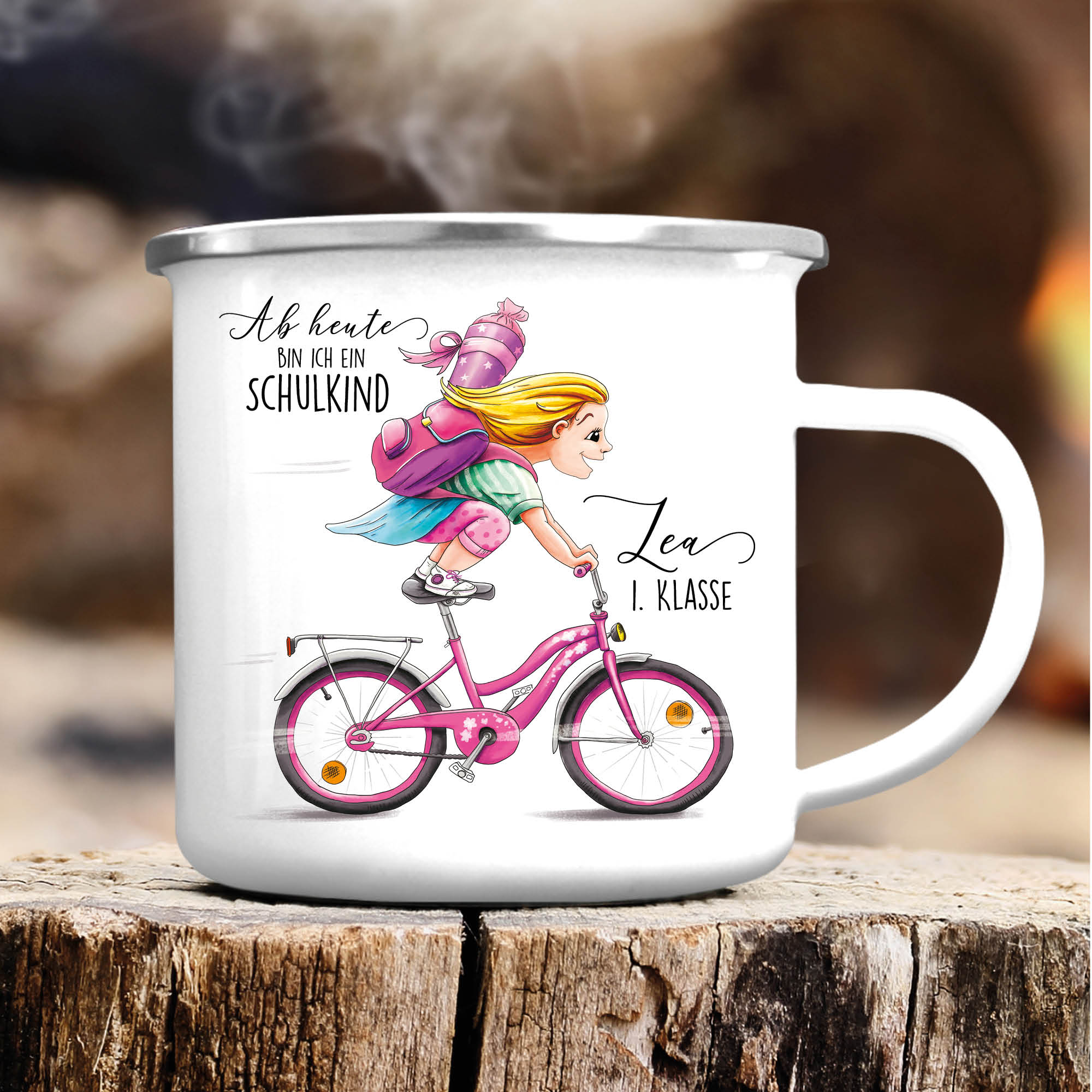 Auf dem Bild ist das Produkt: Campingbecher Emaille Mädchen Fahrrad personalisiert Wunschname Einschulungsgeschenk Einschulung zum Preis von €12.90 abgebildet.