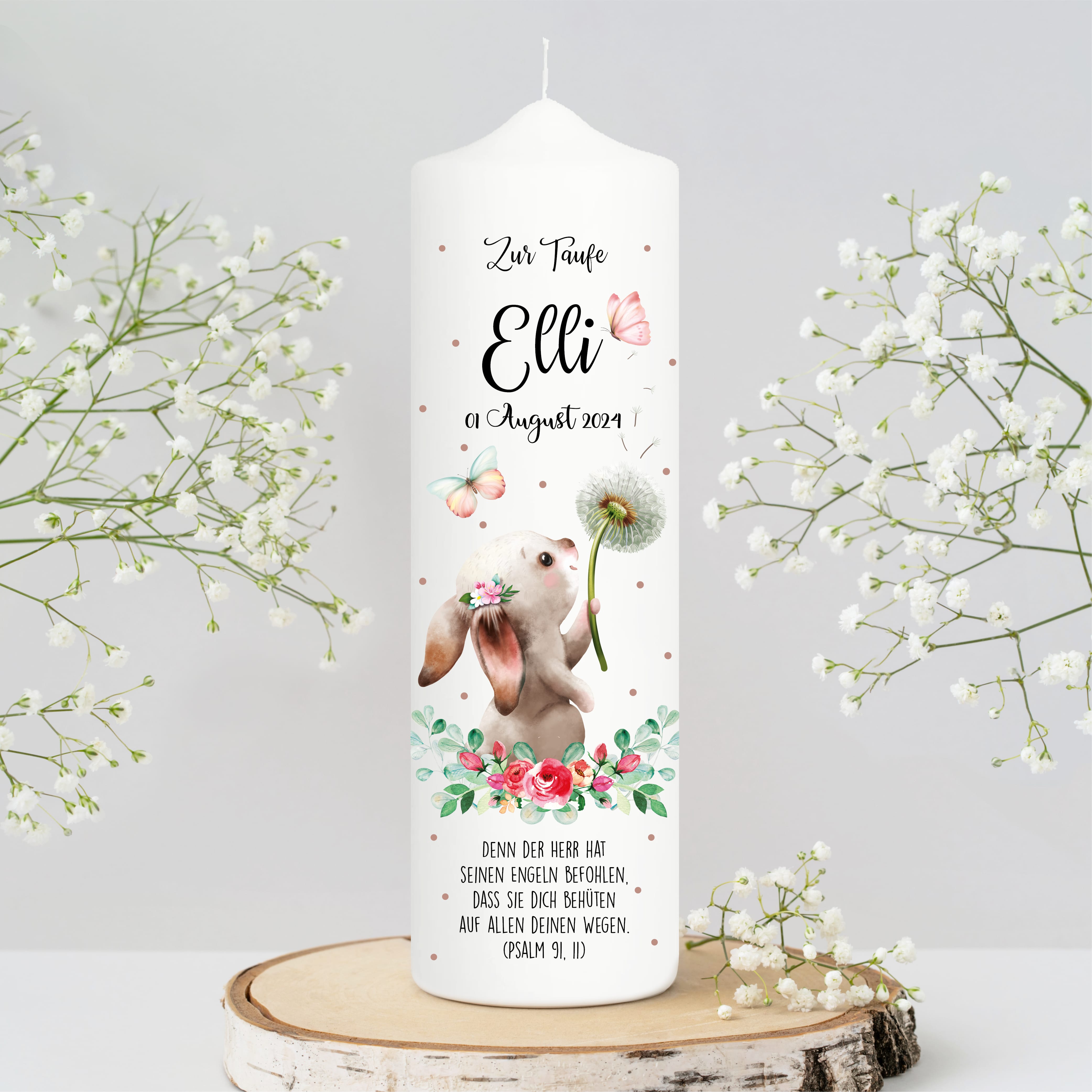 Auf dem Bild ist das Produkt: Taufkerze bedruckt Hase Pusteblume Junge Mädchen personalisiert mit Namen Datum Taufspruch Geschenk Kerze zur Taufe zum Preis von €6.40 abgebildet.