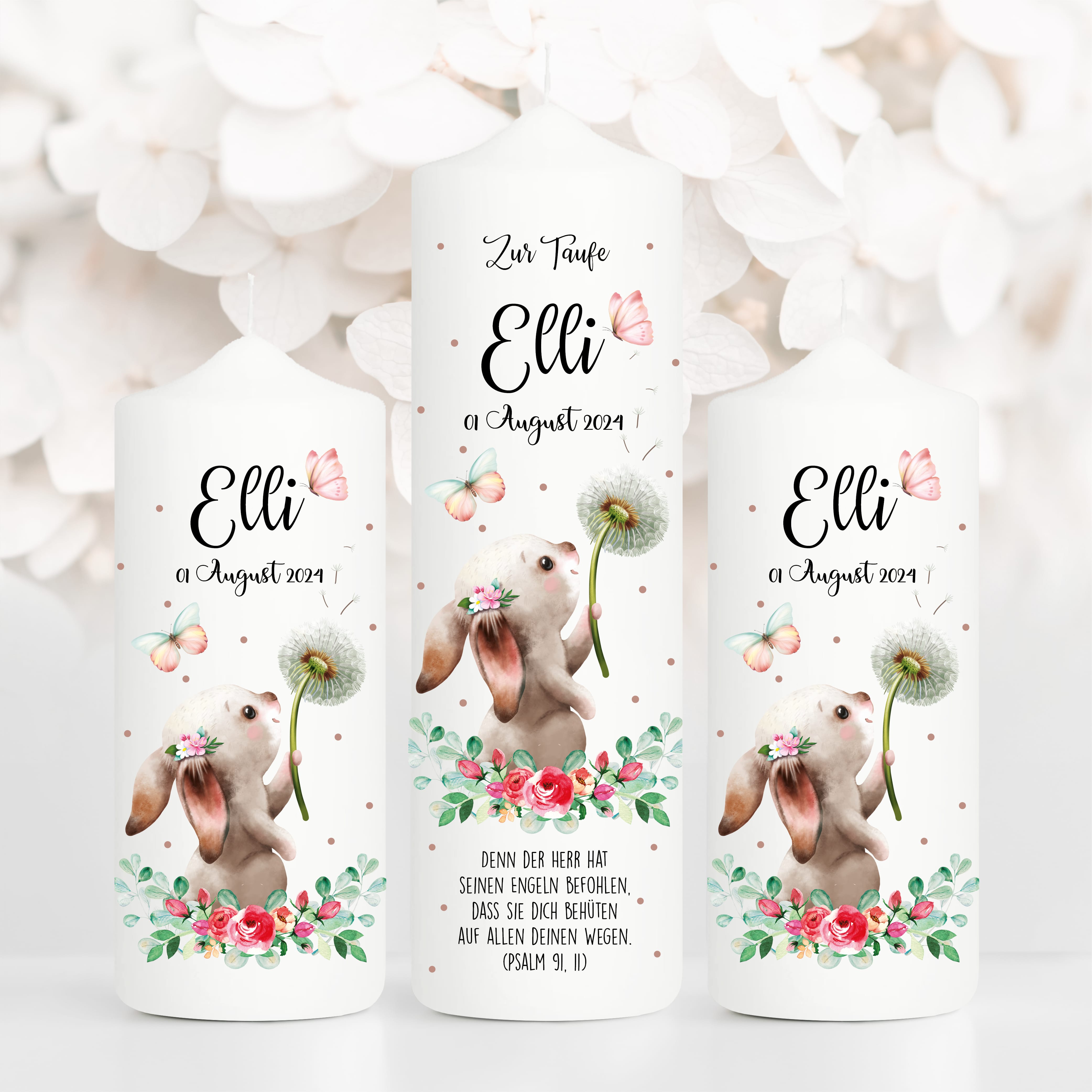 Auf dem Bild ist das Produkt: Taufkerze bedruckt Hase Pusteblume Junge Mädchen personalisiert mit Namen Datum Taufspruch Geschenk Kerze zur Taufe zum Preis von €6.40 abgebildet.