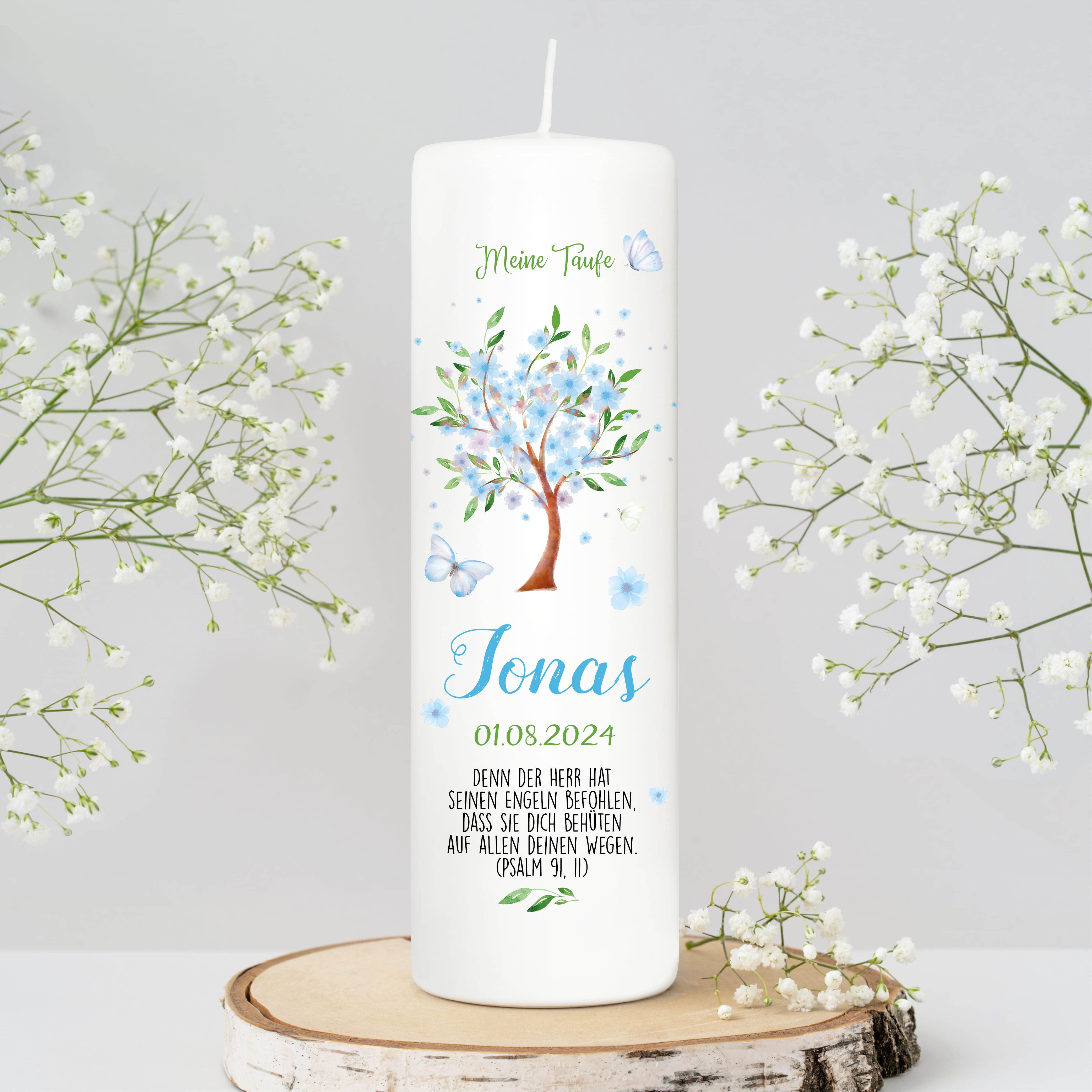 Auf dem Bild ist das Produkt: Taufkerze Blütenbaum für Mädchen oder Junge Baum mit Blüten Taufspruch Personalisierung zum Preis von €6.40 abgebildet.