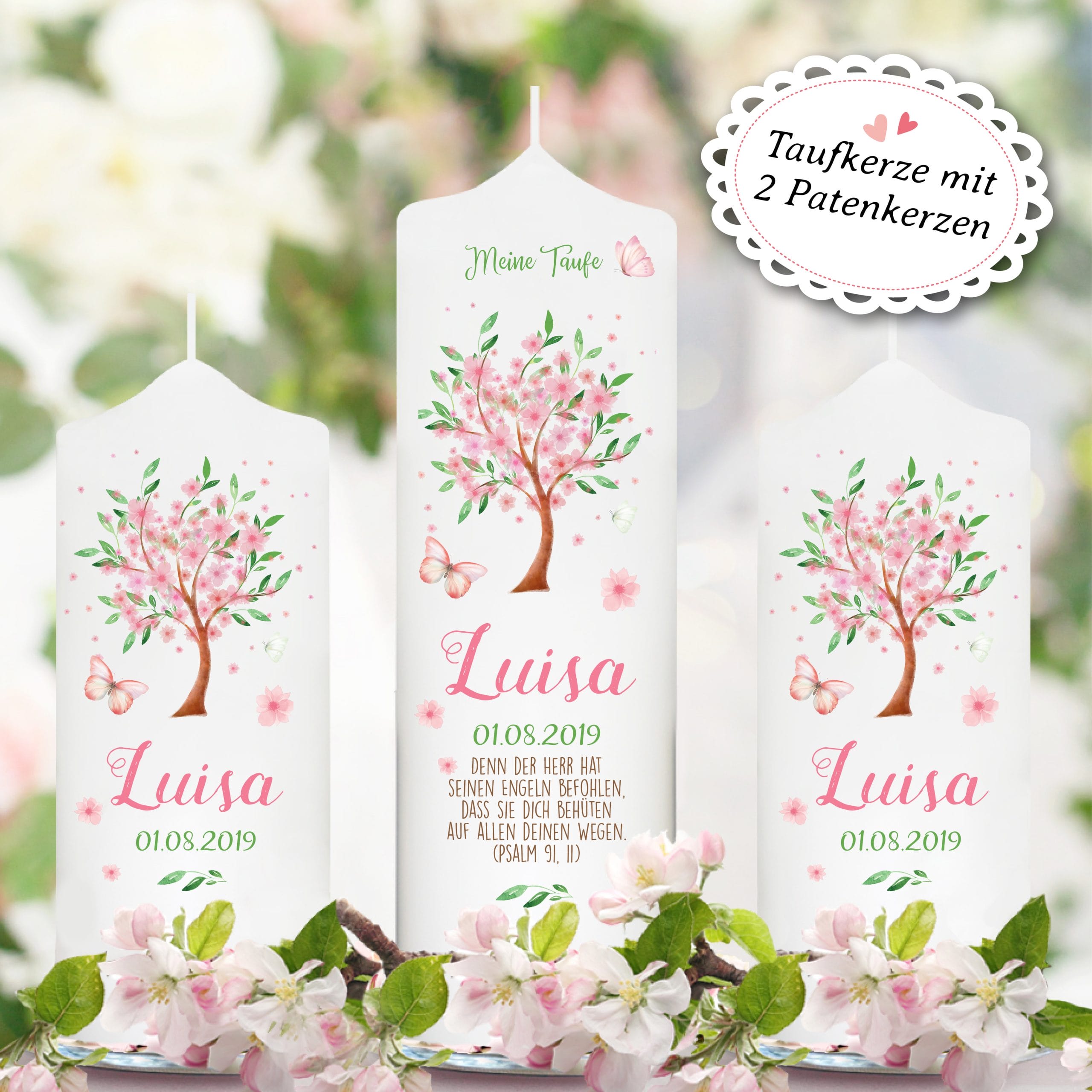 Auf dem Bild ist das Produkt: Taufkerze für Mädchen oder Junge Baum mit Blüten Taufspruch Personalisierung zum Preis von €5.90 abgebildet.