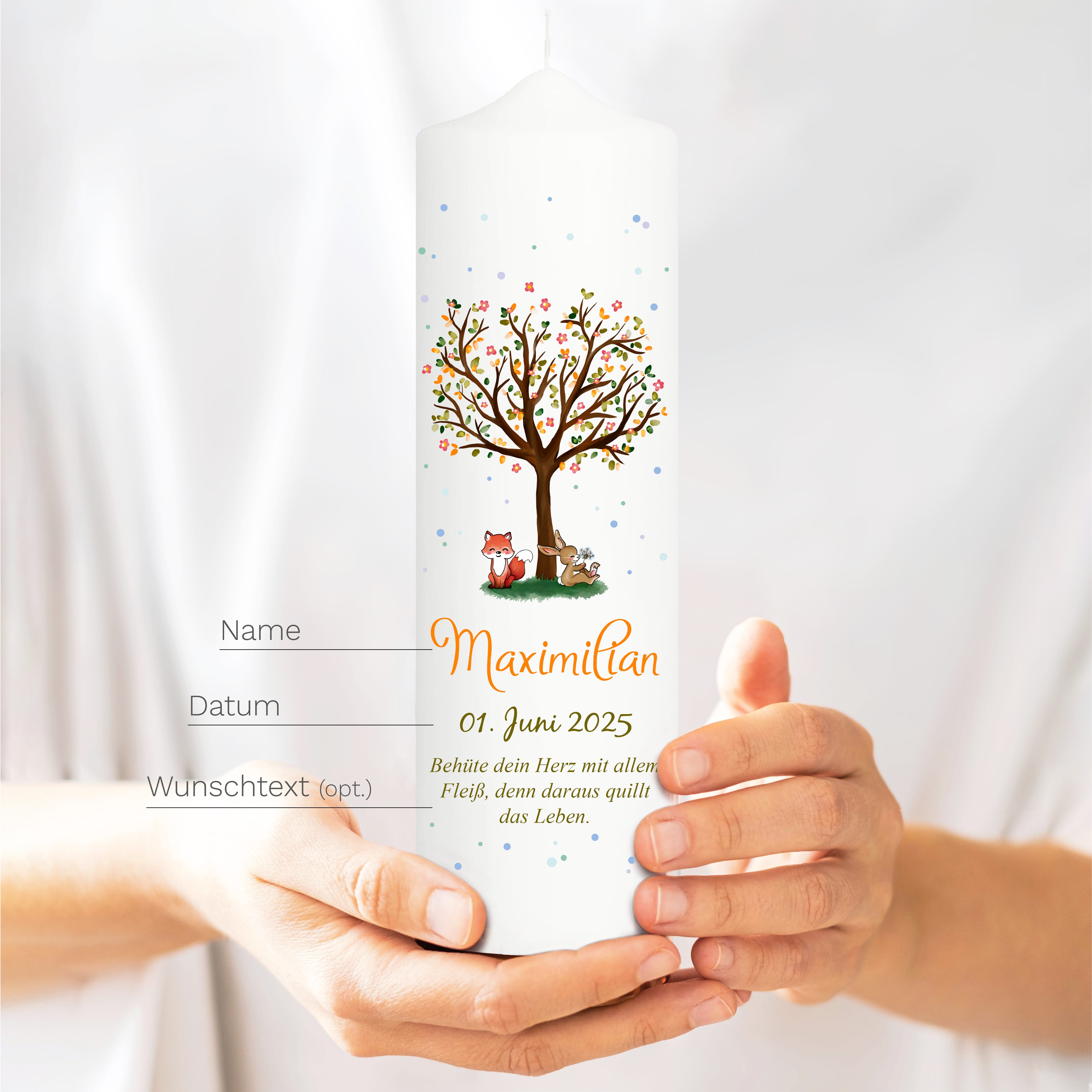 Auf dem Bild ist das Produkt: Taufkerze Kerze zur Taufe Baum Spruch Taufspruch individualisierbar tree Hase und Fuchs zum Preis von €6.4 abgebildet.