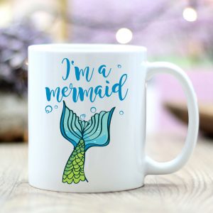 Auf dem Bild ist das Produkt: T168 Wandtattoo-Loft Kaffee Tasse "I'm a mermaid" Meerjungfrau Nixe Flosse Meer zum Preis von €18.9 abgebildet.