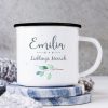 Auf dem Bild ist das Produkt: Emaille Campingbecher Lieblings*mensch personalisiert mit Wunschnamen, Geburtstagsgeschenk, Zweig zum Preis von €18.9 abgebildet.