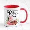 Auf dem Bild ist das Produkt: Relax Tasse bunt personalisiert Faultier auf Flamingo Geschenk Becher zum Preis von €18.9 abgebildet.