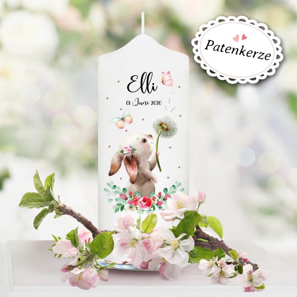 Auf dem Bild ist das Produkt: Taufkerze Junge Mädchen Hase Pusteblume mit Namen Datum und ggf. Taufspruch Kerze zur Taufe zum Preis von €5.9 abgebildet.
