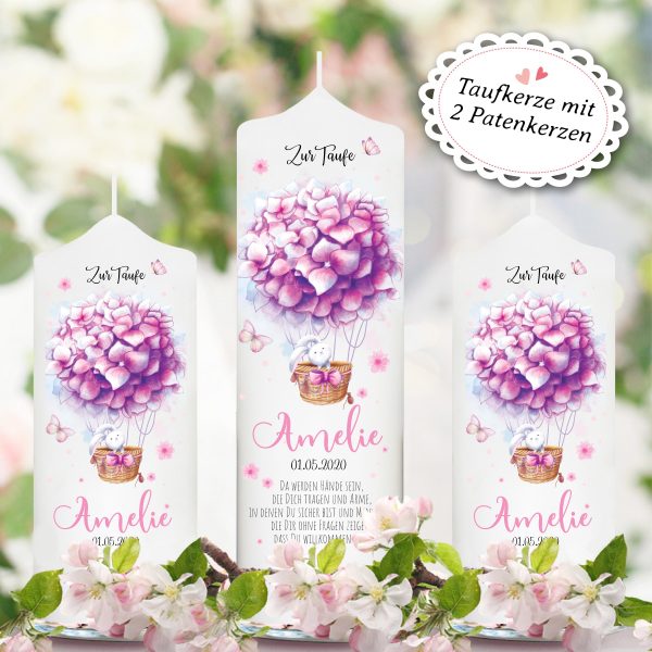 Auf dem Bild ist das Produkt: Taufkerze Heißluftballon Blumen Junge Mädchen Waschbär Hase rosa blau bedruckt mit Namen Datum und Taufspruch oder ohne zum Preis von €5.90 abgebildet.