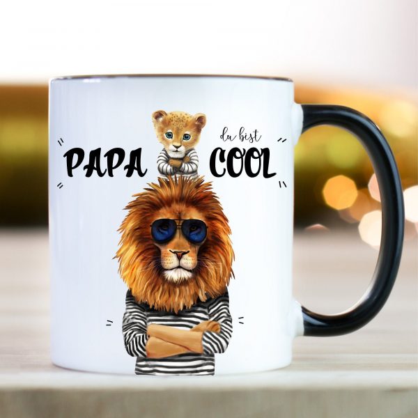 Auf dem Bild ist das Produkt: Vatertagsgeschenk Tasse bedruckt Löwe Papa du bist cool Löwenkind Junge  Mädchen Geschenk Geburtstag Papa, Ostergeschenk zum Preis von €16.9 abgebildet.