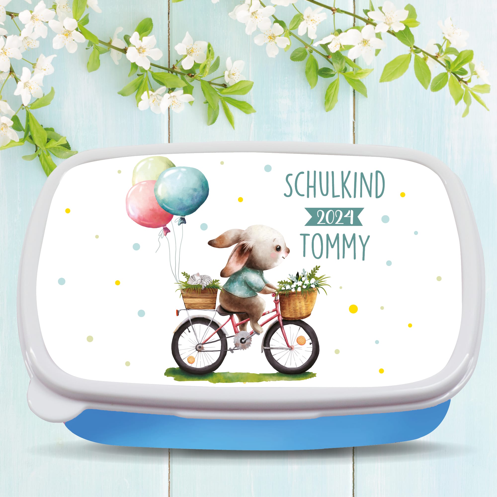 Auf dem Bild ist das Produkt: Brotdose Hase auf Fahrrad Schulkind 2024 personalisiert mit dem Wunschnamen kratz- und bruchsicher Geschenk Einschulung Geburtstag zum Preis von €19.9 abgebildet.