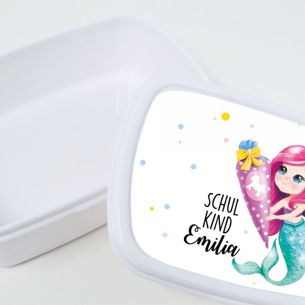 Auf dem Bild ist das Produkt: Brotdose Meerjungfrau mit Schultüte personalisiert mit dem Wunschnamen, kratz- und bruchsicher, Geschenk Einschulung Geburtstag zum Preis von €19.9 abgebildet.