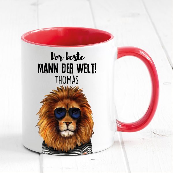Auf dem Bild ist das Produkt: Tasse bedruckt Löwe Der beste Mann der Welt personalisiertes Geschenk Geburtstag Kaffeetasse Kaffeebecher zum Preis von €17.90 abgebildet.