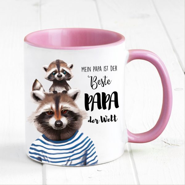 Auf dem Bild ist das Produkt: Tasse bedruckt mit Waschbär Mein Papa ist der beste Papa der Welt, Geschenk Kaffeetasse Kaffeebecher, Vatertag zum Preis von €17.90 abgebildet.