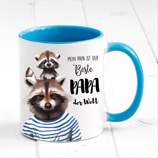 Auf dem Bild ist das Produkt: Tasse bedruckt mit Waschbär Mein Papa ist der beste Papa der Welt, Geschenk Kaffeetasse Kaffeebecher, Vatertag zum Preis von €17.90 abgebildet.