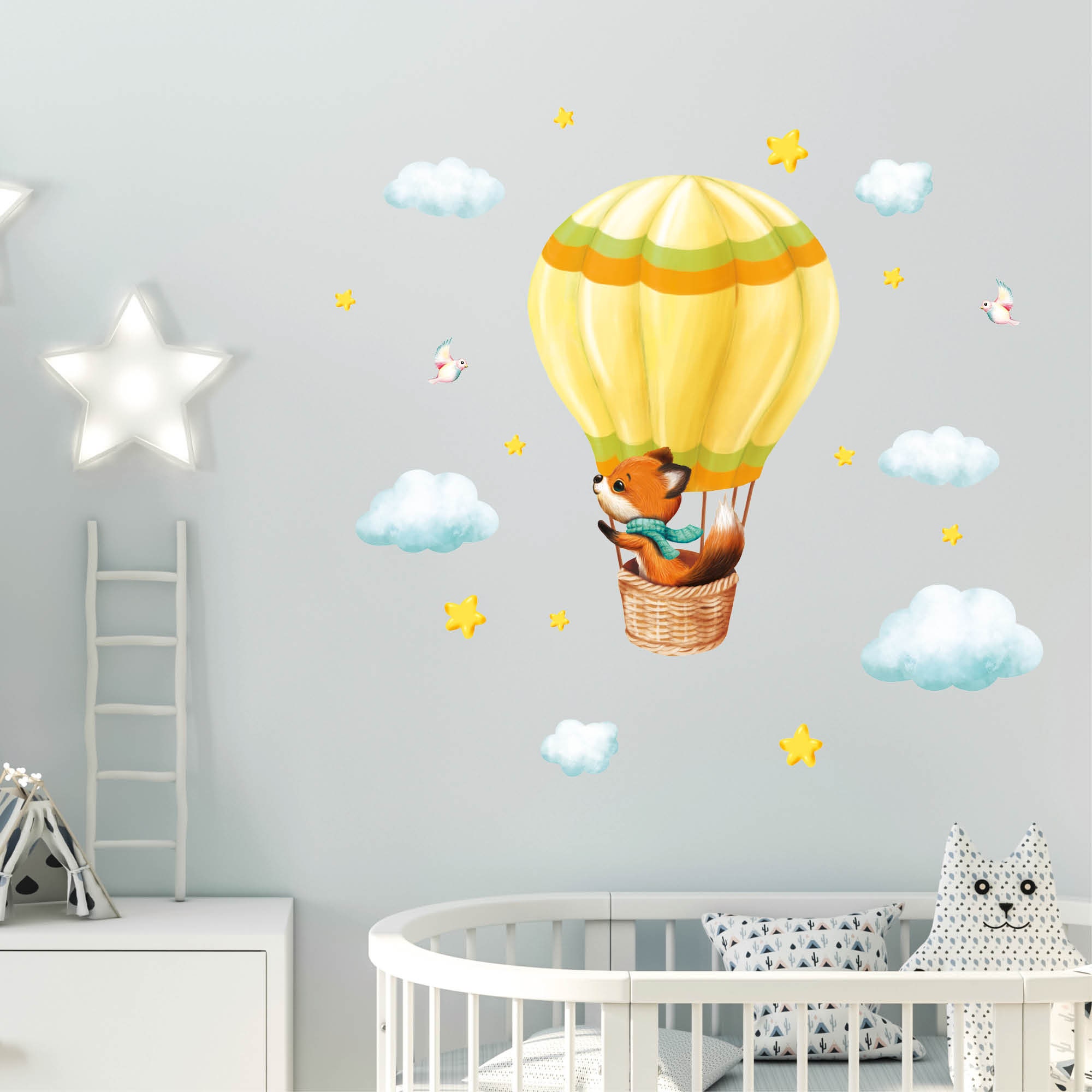 Wandtattoo Kinderzimmer Fuchs im Heißluftballon mit Wolken und Sternen Dekoration Babyzimmer