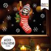 Auf dem Bild ist das Produkt: Fensterbild Weihnachten Winter Katze Socke Schneeflocken Kinderzimmer Fenster wiederverwendbar zum Preis von €13.90 abgebildet.