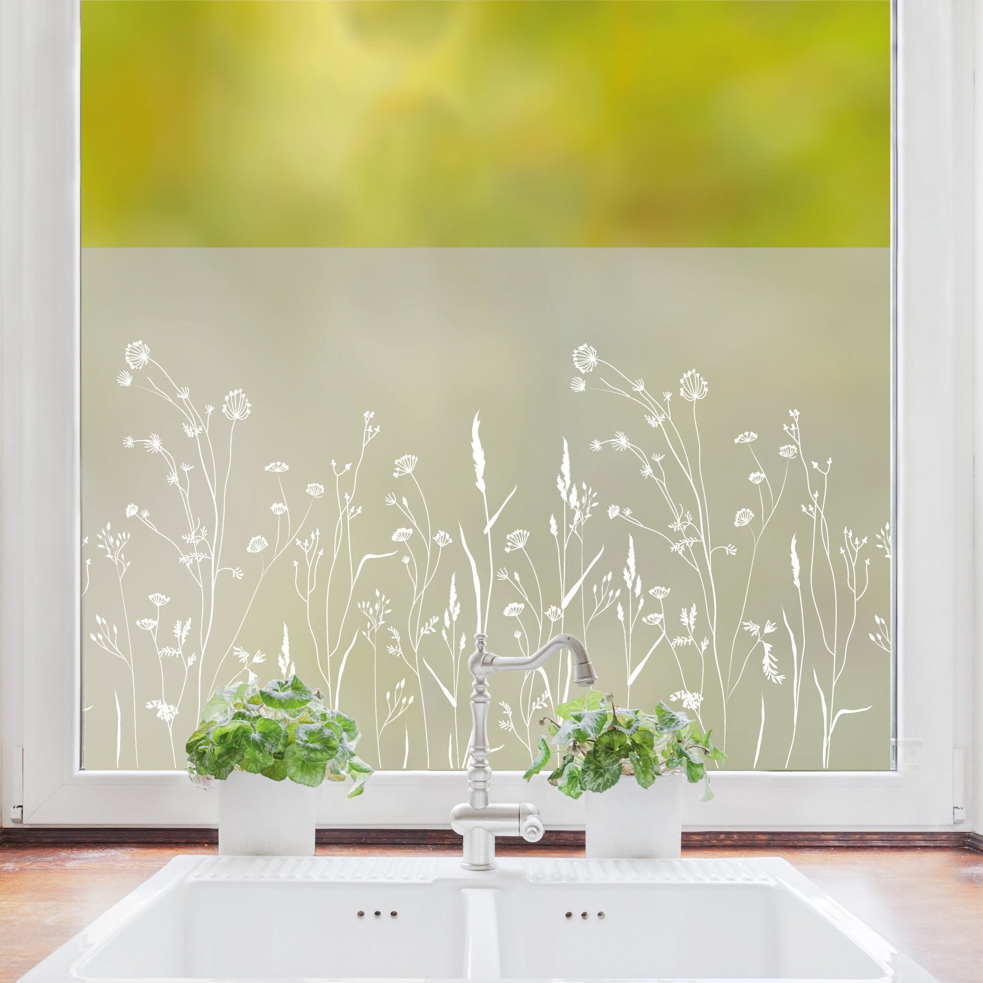 Sichtschutzfolie mit einer wilden Blumenwiese, Fensterfolie Fensterdeko Milchglasfolie