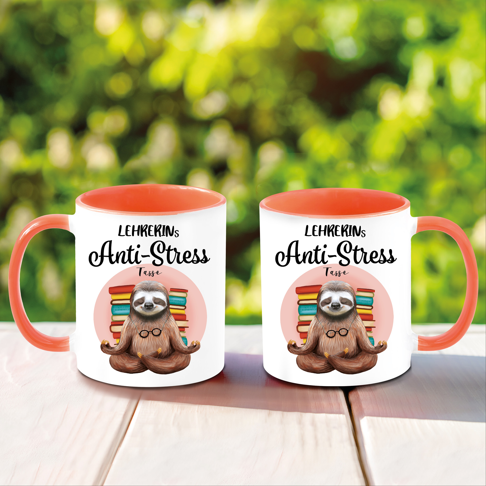 Auf dem Bild ist das Produkt: Tasse bedruckt mit Faultier Lehrerins Anti-Stress Tasse, Geschenk Kaffeetasse Kaffeebecher zum Preis von €18.9 abgebildet.