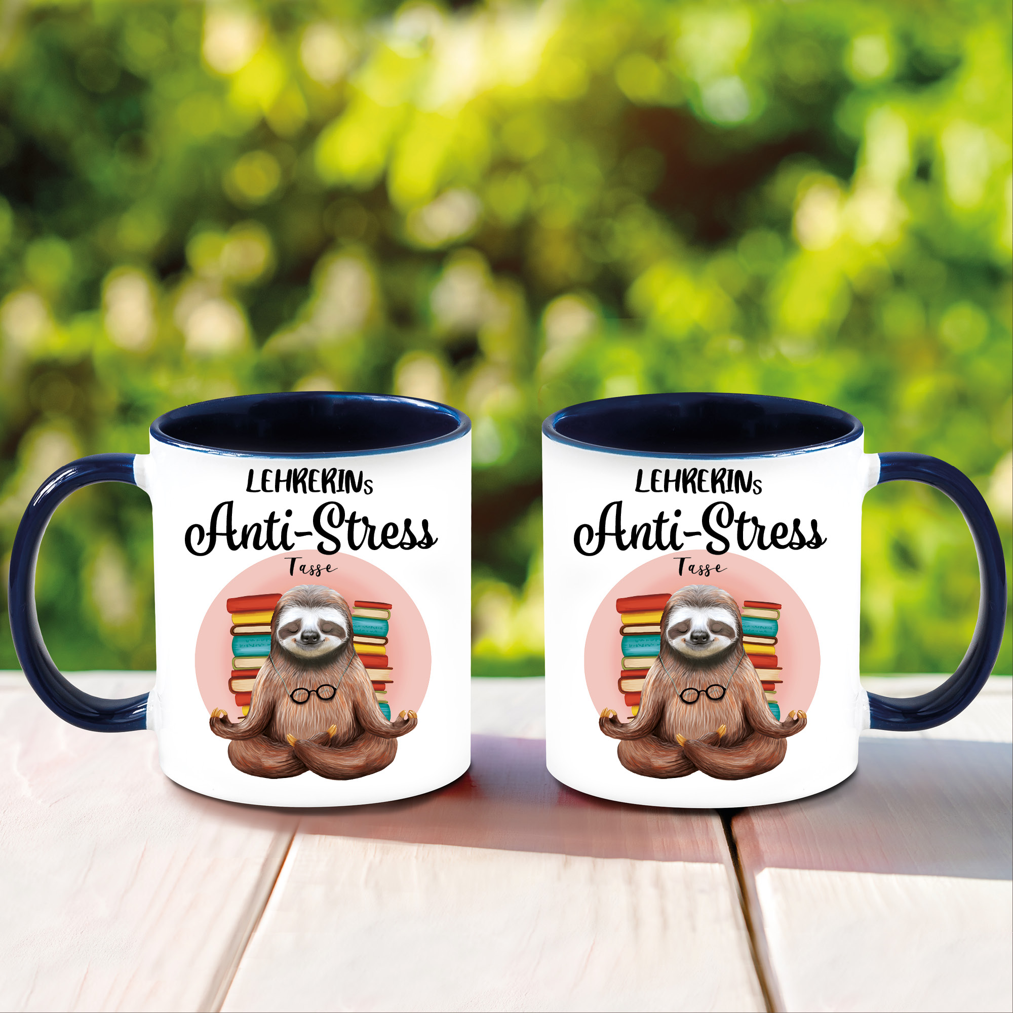 Auf dem Bild ist das Produkt: Tasse bedruckt mit Faultier Lehrerins Anti-Stress Tasse, Geschenk Kaffeetasse Kaffeebecher zum Preis von €18.9 abgebildet.