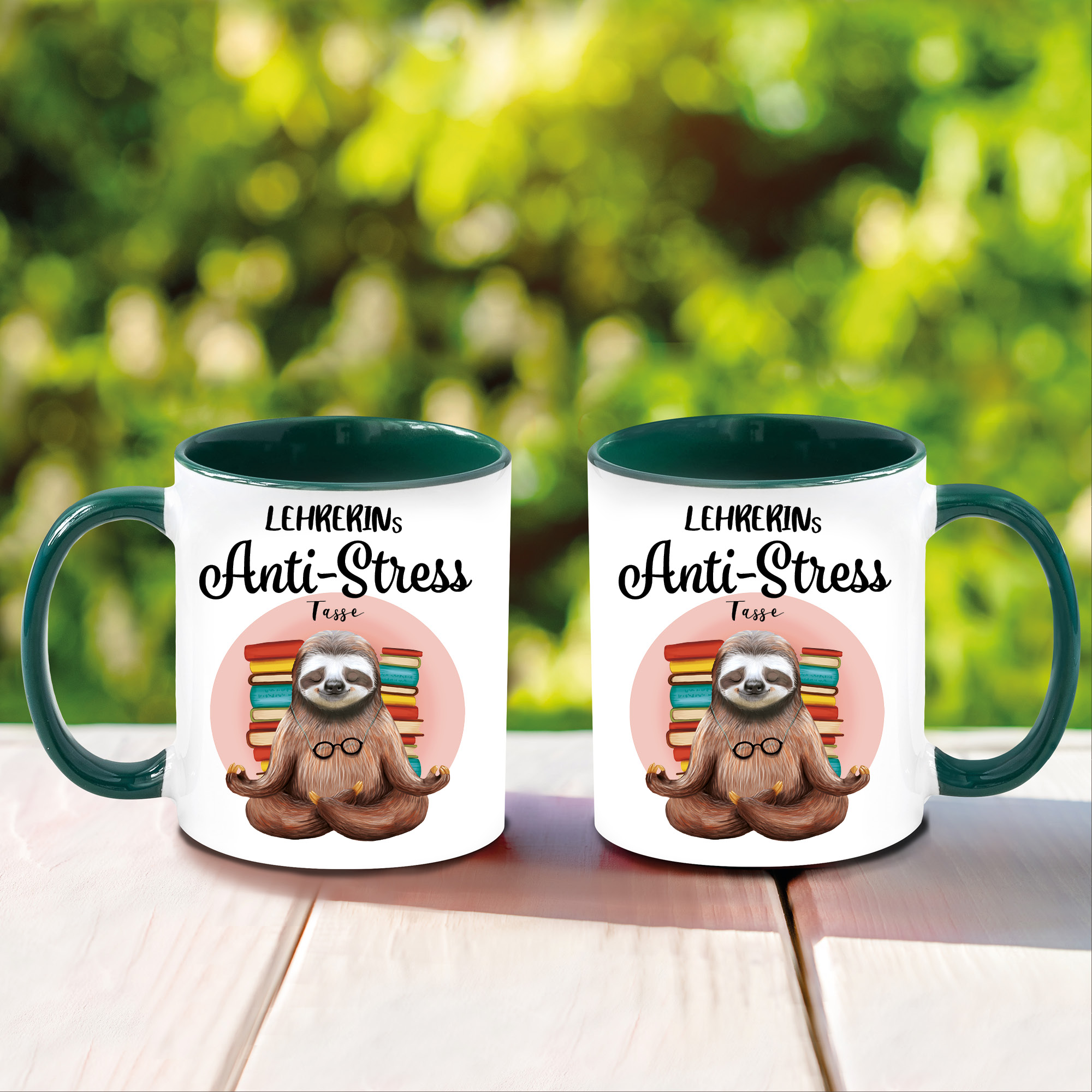 Auf dem Bild ist das Produkt: Tasse bedruckt mit Faultier Lehrerins Anti-Stress Tasse, Geschenk Kaffeetasse Kaffeebecher zum Preis von €18.9 abgebildet.