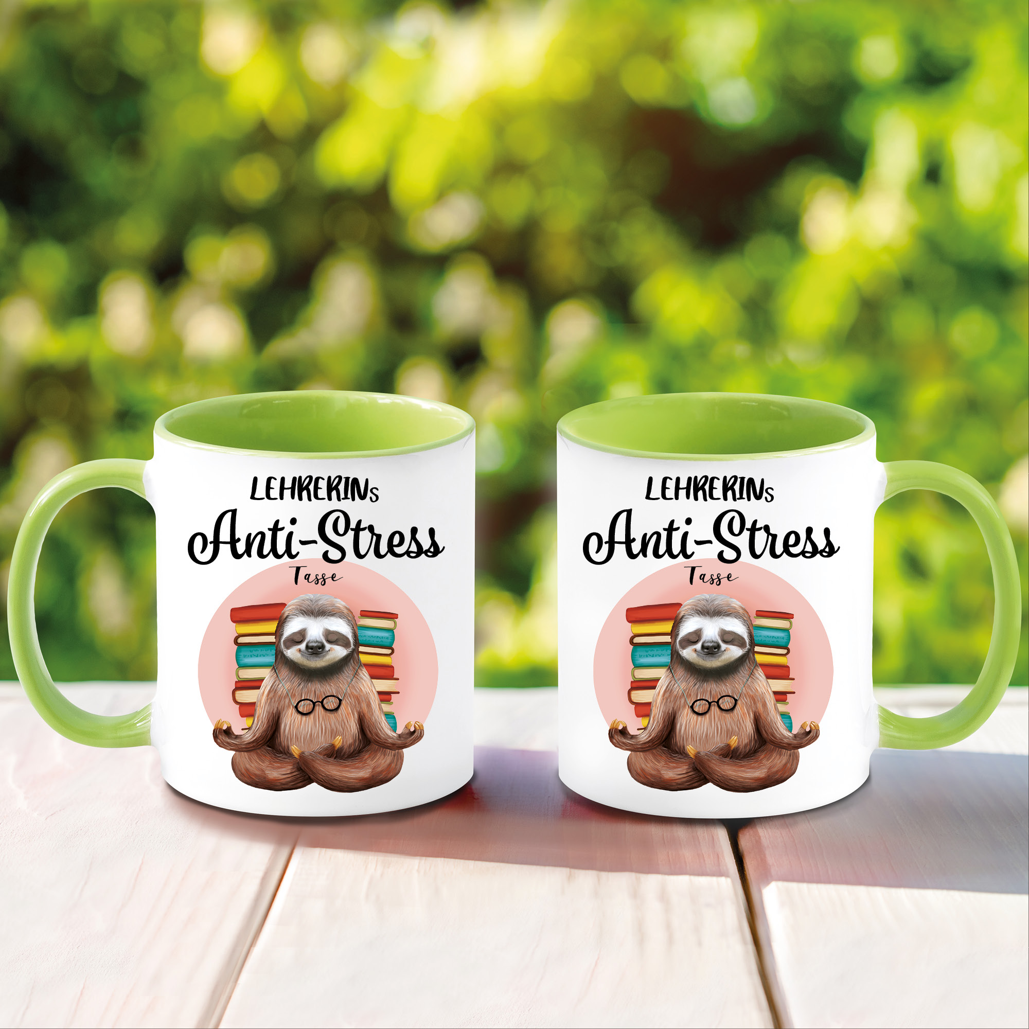 Auf dem Bild ist das Produkt: Tasse bedruckt mit Faultier Lehrerins Anti-Stress Tasse, Geschenk Kaffeetasse Kaffeebecher zum Preis von €18.9 abgebildet.