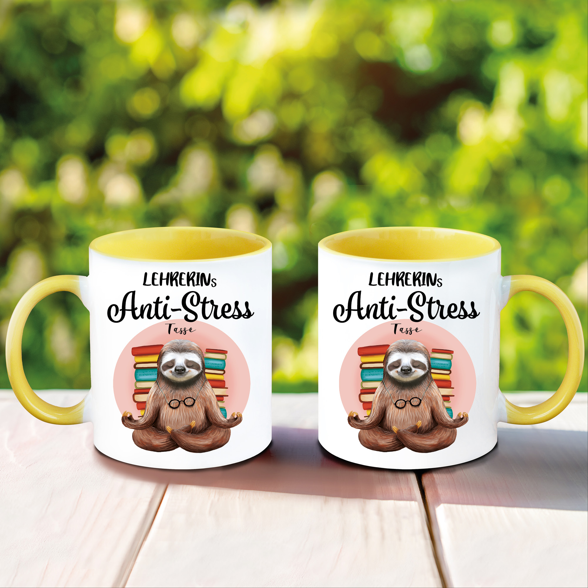 Auf dem Bild ist das Produkt: Tasse bedruckt mit Faultier Lehrerins Anti-Stress Tasse, Geschenk Kaffeetasse Kaffeebecher zum Preis von €18.9 abgebildet.