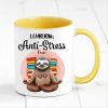 Auf dem Bild ist das Produkt: Tasse bedruckt mit Faultier Lehrerins Anti-Stress Tasse, Geschenk Kaffeetasse Kaffeebecher zum Preis von €18.9 abgebildet.