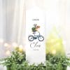 Auf dem Bild ist das Produkt: Geschenk zur Einschulung Kerze Junge auf Fahrrad personalisiert mit Namen und Datum anpassbares Einschulungsgeschenk Jungen zum Preis von €6.4 abgebildet.