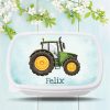 Auf dem Bild ist das Produkt: personalisierbare Brotdose grüner Traktor Trecker Auto Wunschnamen Schule Geschenk Einschulung Geburtstag zum Preis von €19.90 abgebildet.