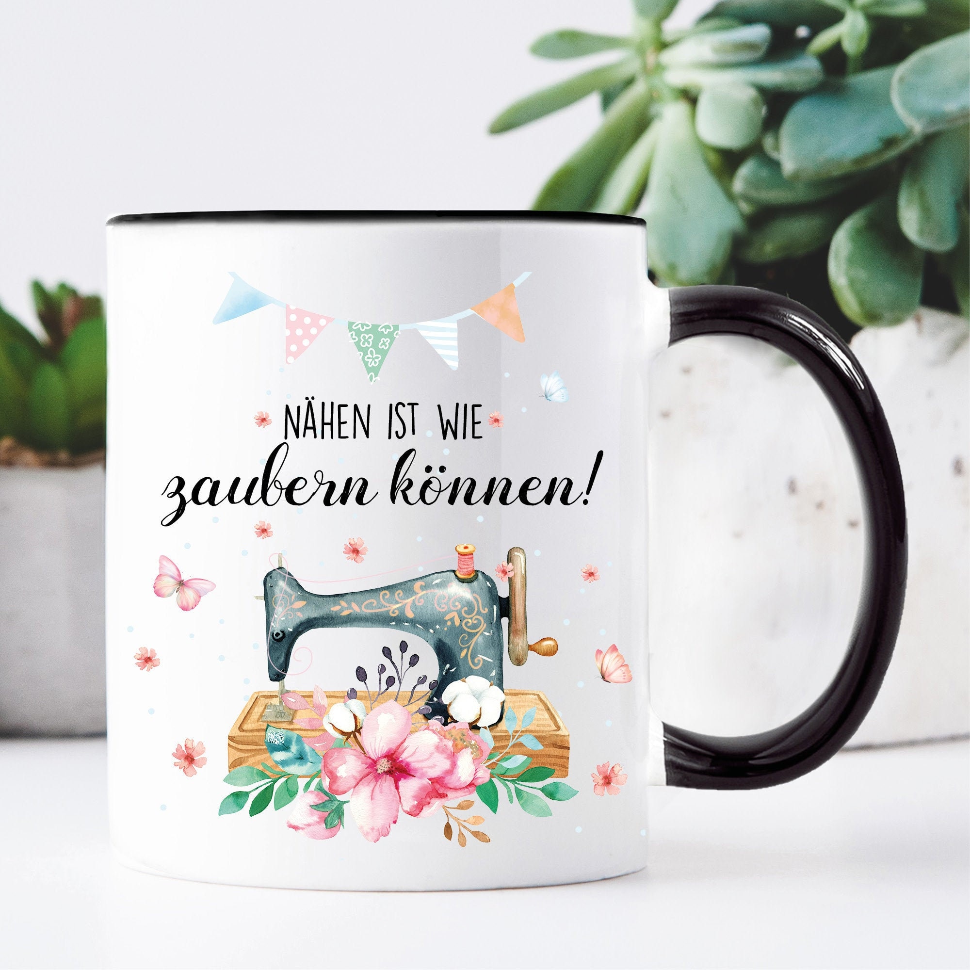 Bedruckte Tasse Nähen ist wie zaubern können Nähmaschine schwarz weiß Geschenk Geburtstag Mutti Mama Oma