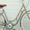 Auf dem Bild ist das Produkt: Fahrradaufkleber 108 Kreise in Deiner Lieblingsfarbe Fahrrad Sticker Fahrraddesign Kinderfahrrad Fahrradgestaltung zum Preis von €12.90 abgebildet.