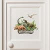 Auf dem Bild ist das Produkt: Türaufkleber Wandtattoo Dinosaurier mit Namen Kinderzimmer Sticker Kind zum Preis von €19.9 abgebildet.