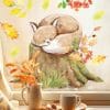 Auf dem Bild ist das Produkt: Fensterbild Herbst Fuchs auf Baumstumpf mit Blättern herbstlicher Fensteraufkleber Fensterdeko Kinderzimmer zum Preis von €13.90 abgebildet.