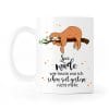 Auf dem Bild ist das Produkt: Keramiktasse “So müde wie heute war ich schon seit gestern nicht mehr!” mit Faultier zum Preis von €16.9 abgebildet.
