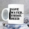 Auf dem Bild ist das Produkt: Tasse bedruckt mit einer Bieflasche und dem Spruch Save water, drink Beer. Geburtstagsgeschenk Vati Kaffeetasse Kaffeebecher zum Preis von €16.9 abgebildet.