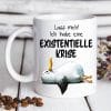 Auf dem Bild ist das Produkt: Tasse bedruckt Möwe Lass mich. Ich habe eine existenzielle Krise Becher lustiger Spruch maritim zum Preis von €16.9 abgebildet.