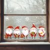 Auf dem Bild ist das Produkt: Fensterbild Weihnachtsmänner Wichtel 5 kleine Weihnachtwichtel Zwerge und Schneeflocken Fensteraufkleber wiederverwendbar zum Preis von €13.90 abgebildet.