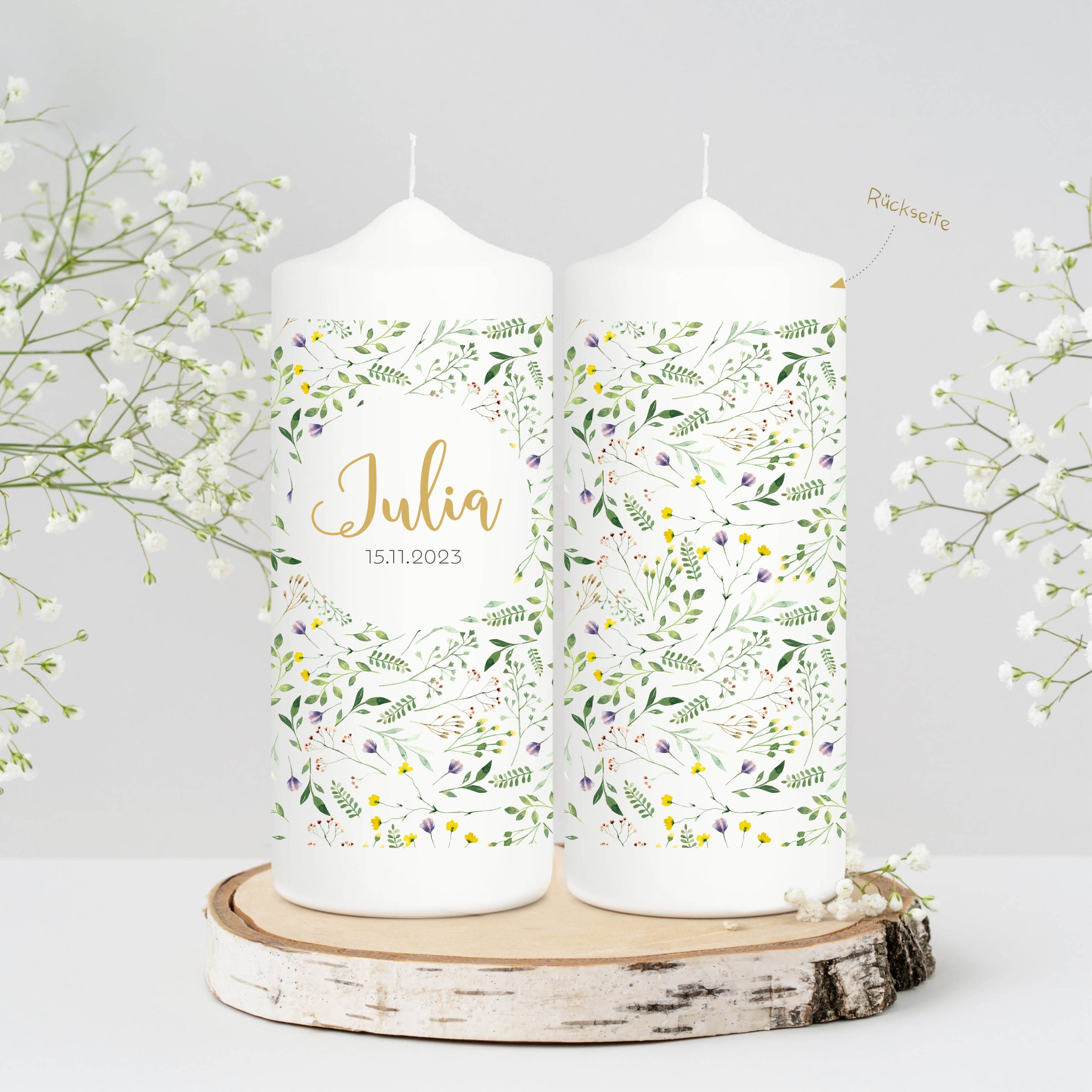 Auf dem Bild ist das Produkt: Weiße Taufkerze Kerze zur Taufe oder Geburt beidseitig bedruckt mit Wildblumen und Wildgräsern mit Name Datum und Taufspruch zum Preis von €6.4 abgebildet.