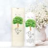 Auf dem Bild ist das Produkt: Taufkerze Junge/ Mädchen Lebensbaum Baum mit Blüten bedruckt mit Namen, Datum und auf Wunsch eigenem, vorgegebenem oder keinem Taufspruch zum Preis von €6.4 abgebildet.