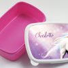 Auf dem Bild ist das Produkt: Brotdose Fantasy Einhorn Mädchen personalisiert mit Wunschnamen Schule Geschenk Geburtstag oder Einschulung zum Preis von €19.90 abgebildet.