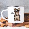 Auf dem Bild ist das Produkt: Campingbecher Emaille Hund Chihuahua mit Wunschname Emaille Tasse zum Preis von €18.9 abgebildet.