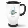 Auf dem Bild ist das Produkt: Edelstahl Thermobecher To go Fisch mit Haifischflosse Just do it Geschenk Geburtstag Kaffeebecher maritim 390 ml mit Griff zum Preis von €21.9 abgebildet.