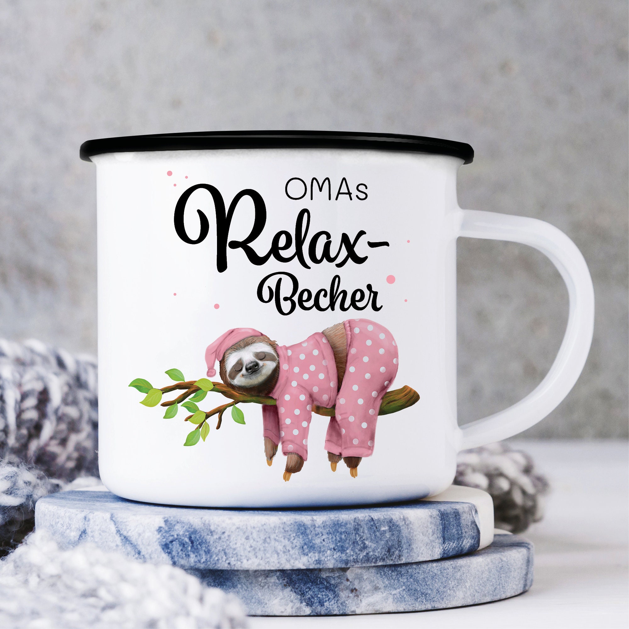 Emaille Campingbecher Relax Becher mit Wunschnamen Geschenk Geburtstag Faultier im rosa Pyjama