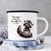 Auf dem Bild ist das Produkt: Emaille Campingbecher Waschbär Ich mag dich Da musst du jetzt durch Kaffeebecher Kindertasse Valentinstag zum Preis von €18.9 abgebildet.