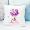 Auf dem Bild ist das Produkt: Geschenk Geburt Kissen Heißluftballon Luftballons Waschbär Hase personalisiert Geburtskissen zum Preis von €16.90 abgebildet.