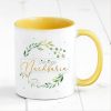 Auf dem Bild ist das Produkt: Geschenkidee Tasse bedruckt, Lieblings*mensch personalisiert mit Wunschnamen, Geburtstagsgeschenk, Kranz mit Namen zum Preis von €18.9 abgebildet.