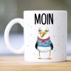 Auf dem Bild ist das Produkt: Keramiktasse Möwe mit Pullover Moin maritim Geschenkidee Geburtstag Kaffeetasse 330 ml zum Preis von €15.90 abgebildet.