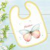 Auf dem Bild ist das Produkt: Bedrucktes Babylätzchen Schmetterling mit Klettverschluss Wunschnamen Individuell Kinder Lätzchen Kleinkind zum Preis von €14.9 abgebildet.